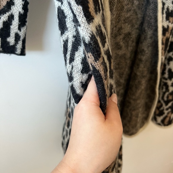 JOIE Wool/Mohair Animal Cheetah Print Oversized Cardigan - Picture 3 of 7